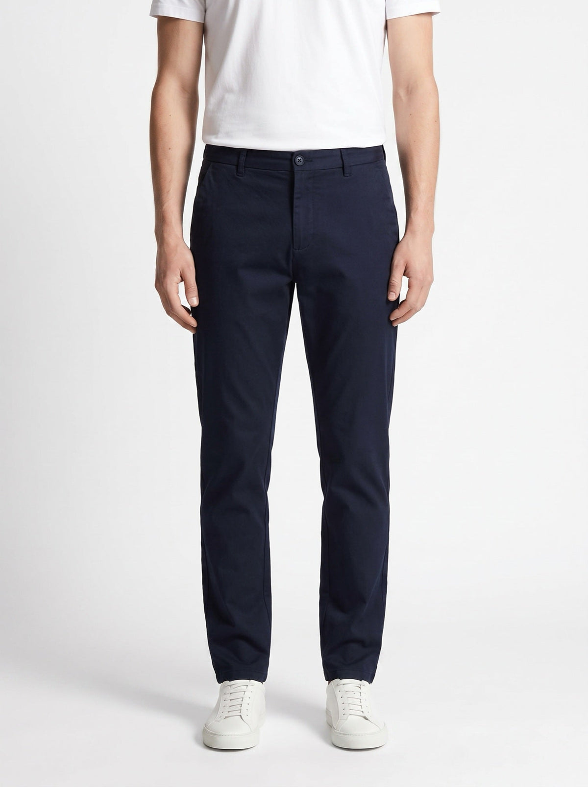 Marineblaue Chinohose mit geradem Schnitt