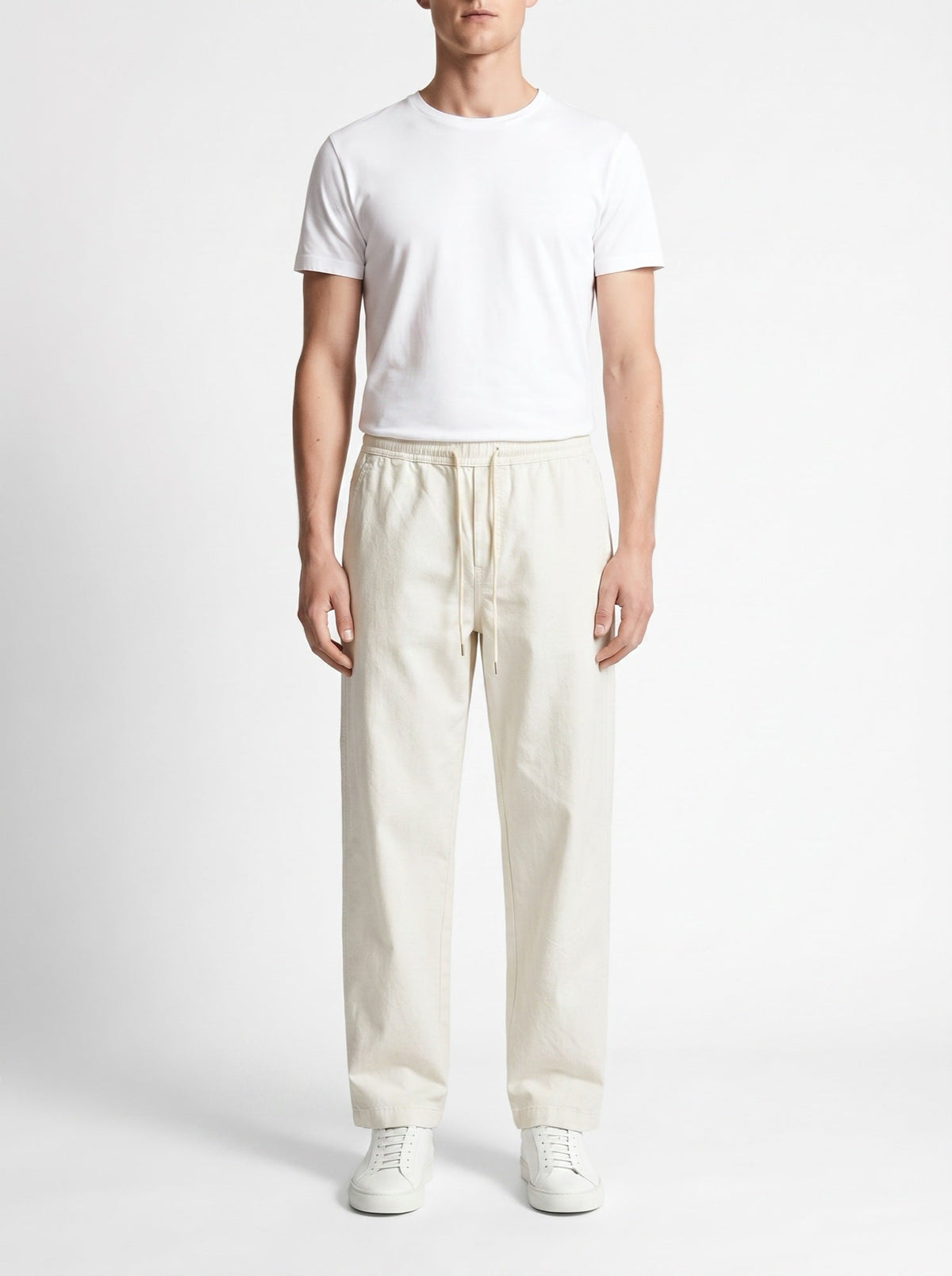 Komfortable Hose mit Kordelzug in der Taille