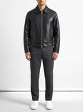 Klassische schwarze Lederjacke mit Reißverschluss